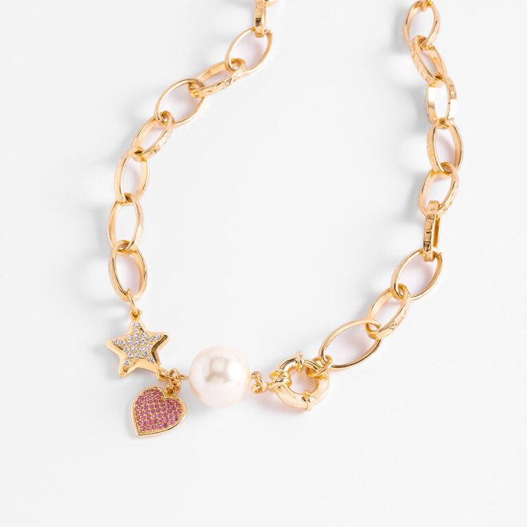 Collares y cadenas con Hermosos diseños.. Collares y cadenas con Hermosos diseños..